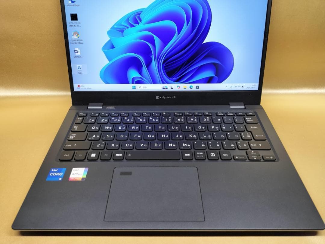東芝　Dynabook G83/KW　高性能　2023年モデル(K-223)