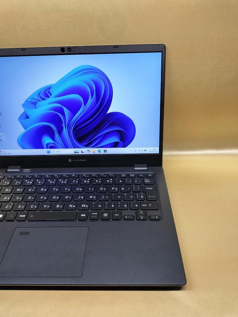 東芝　Dynabook G83/KW　高性能　2023年モデル(K-223)