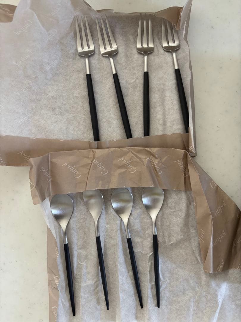 クチポール　カトラリー　4セット