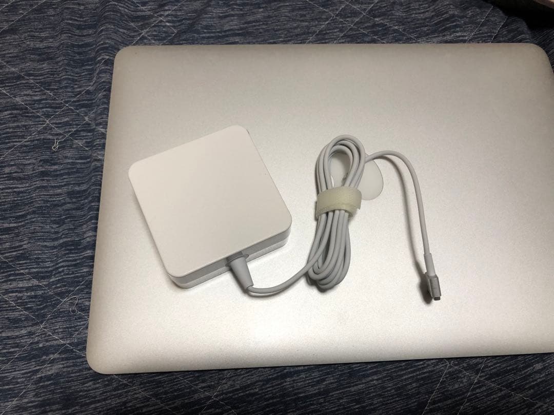 MacBook Air シルバー A1466