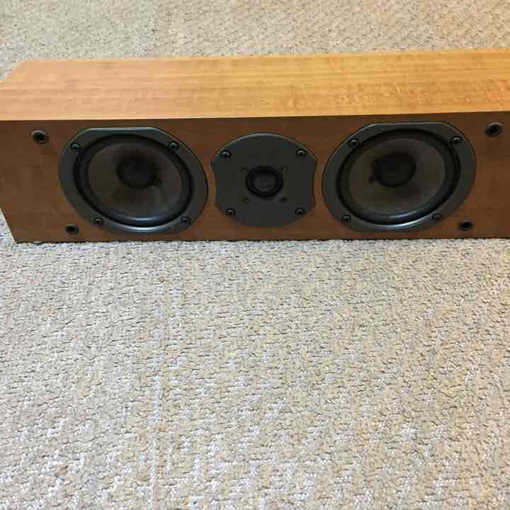 ONKYOのセンタースピーカー