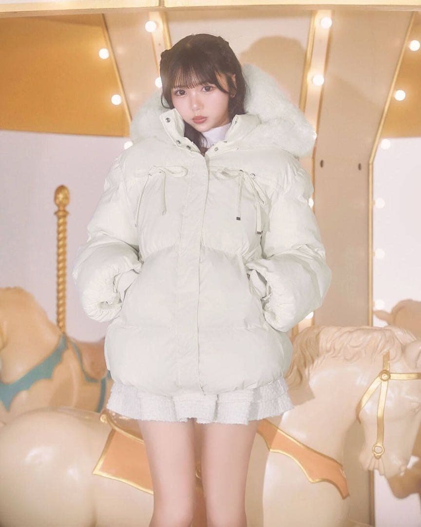 ミシェルマカロン ファーフードリボンダウンコート