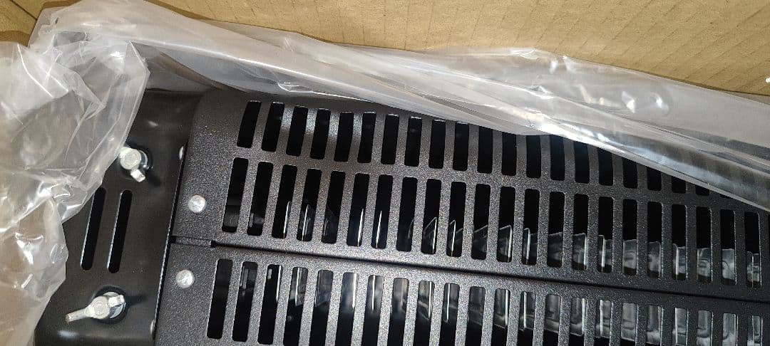 【新品未使用】YAMAZEN オイルレスヒーター ブラック 1200W