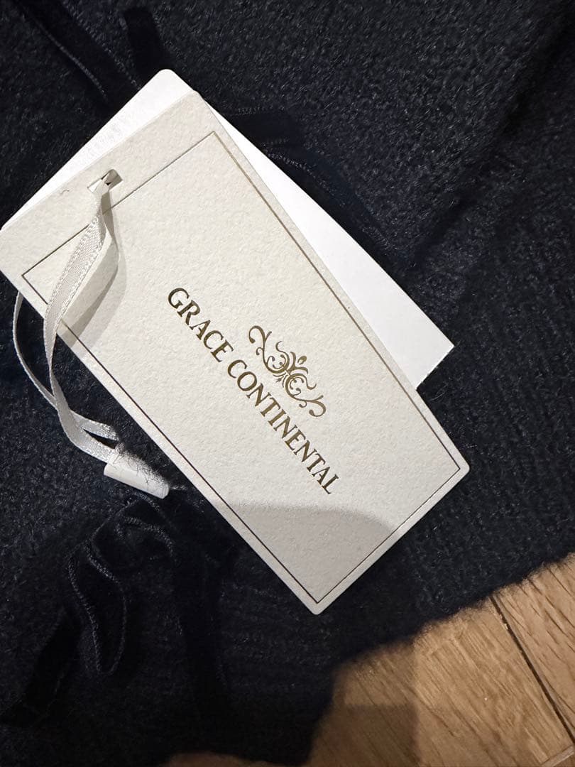 グレースコンチネンタル　リボンニットトップ