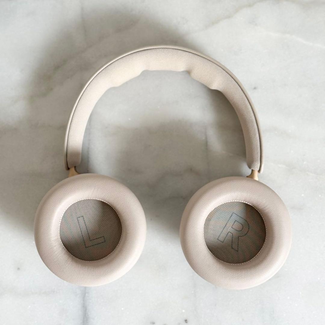 Bang＆Olufsen Beoplay HX ワイヤレスヘッドホン