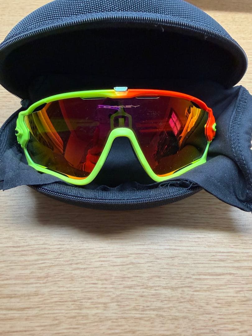 本日11111→10000 セール！！オークリーサングラス　早い者勝ち！