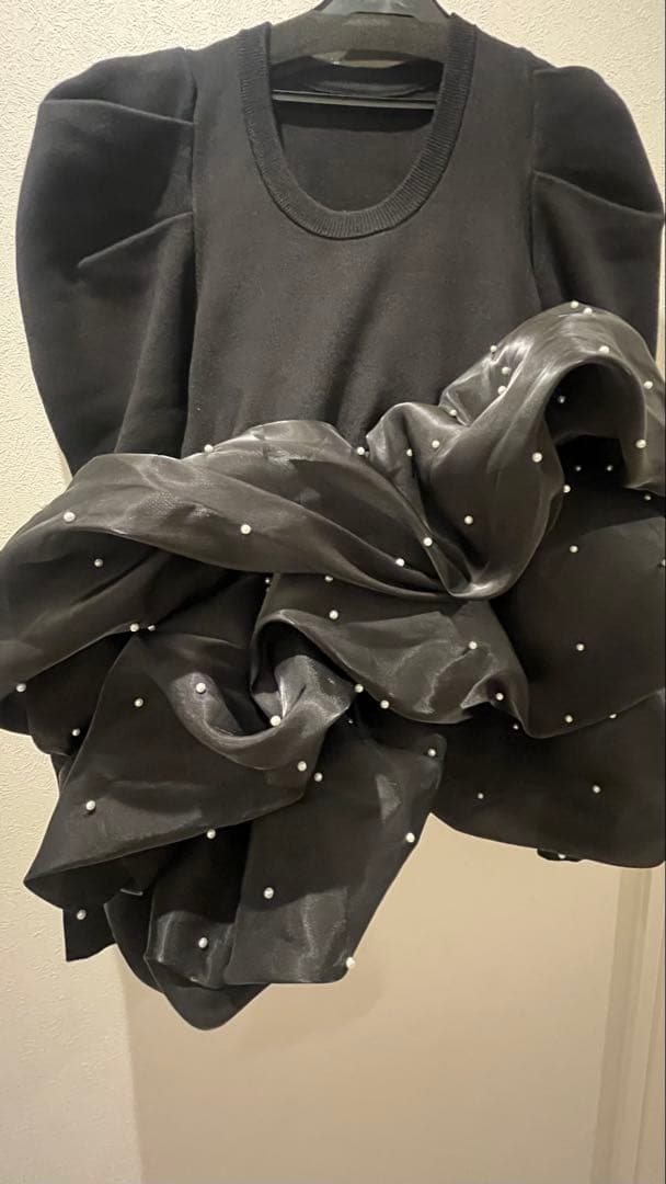 bibiy AMELIE PEPURAMU KNIT ブラック