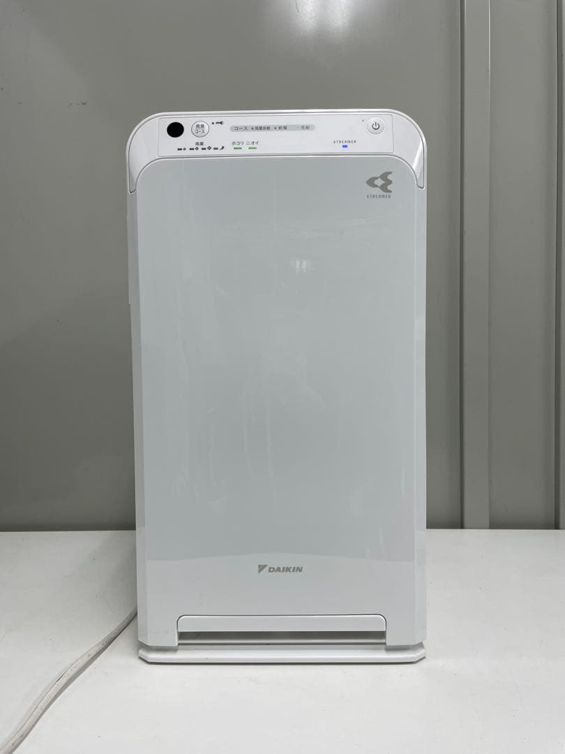 ダイキン　ストリーマ空気清浄機MC555A-W 2025年製