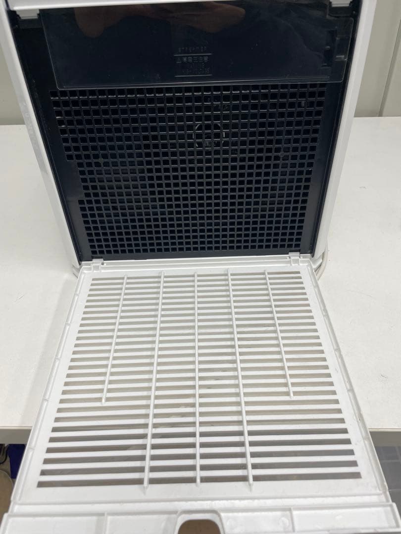 ダイキン　ストリーマ空気清浄機MC555A-W 2025年製