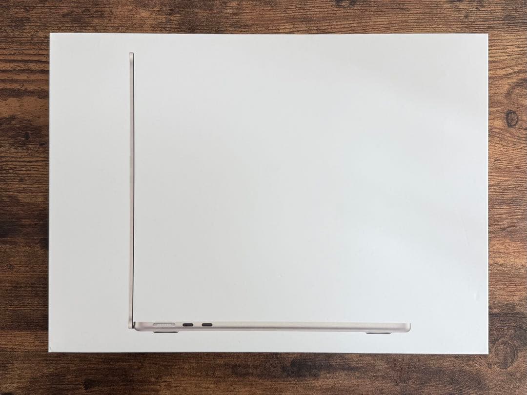 MacBook Air 2022 M2 13inch 256GB スターライト