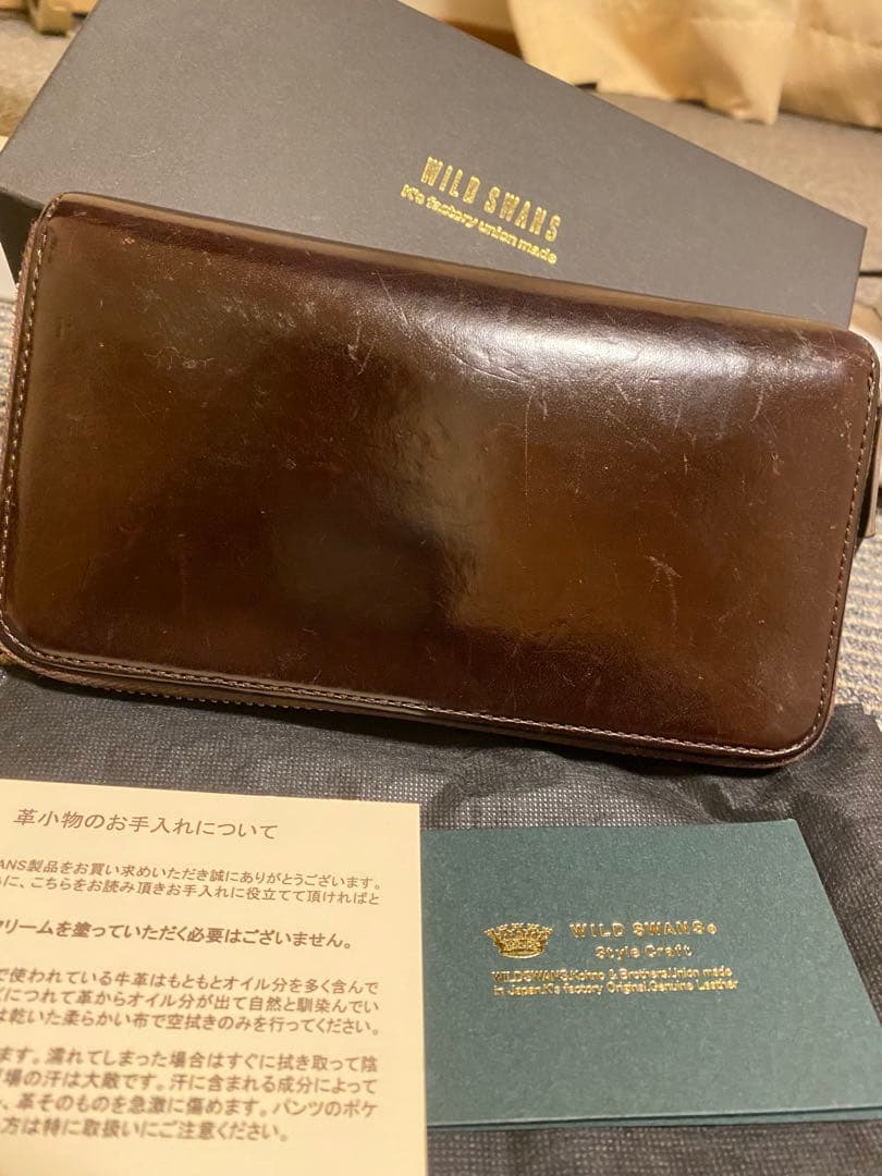 ケ*♬様 希少ワイルドスワンズ　ラウンドファスナー 長財布 Walker kf-
