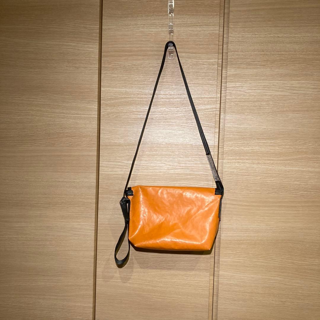 FREITAG HAWAII FIVE-0 オレンジ ショルダーバッグ