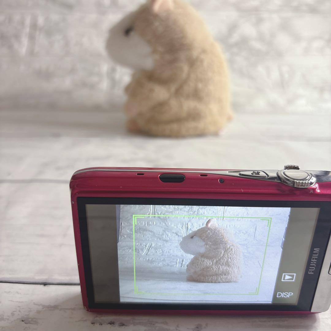 【希少】FUJIFILM FINEPIX Z900EXR 人気ピンク