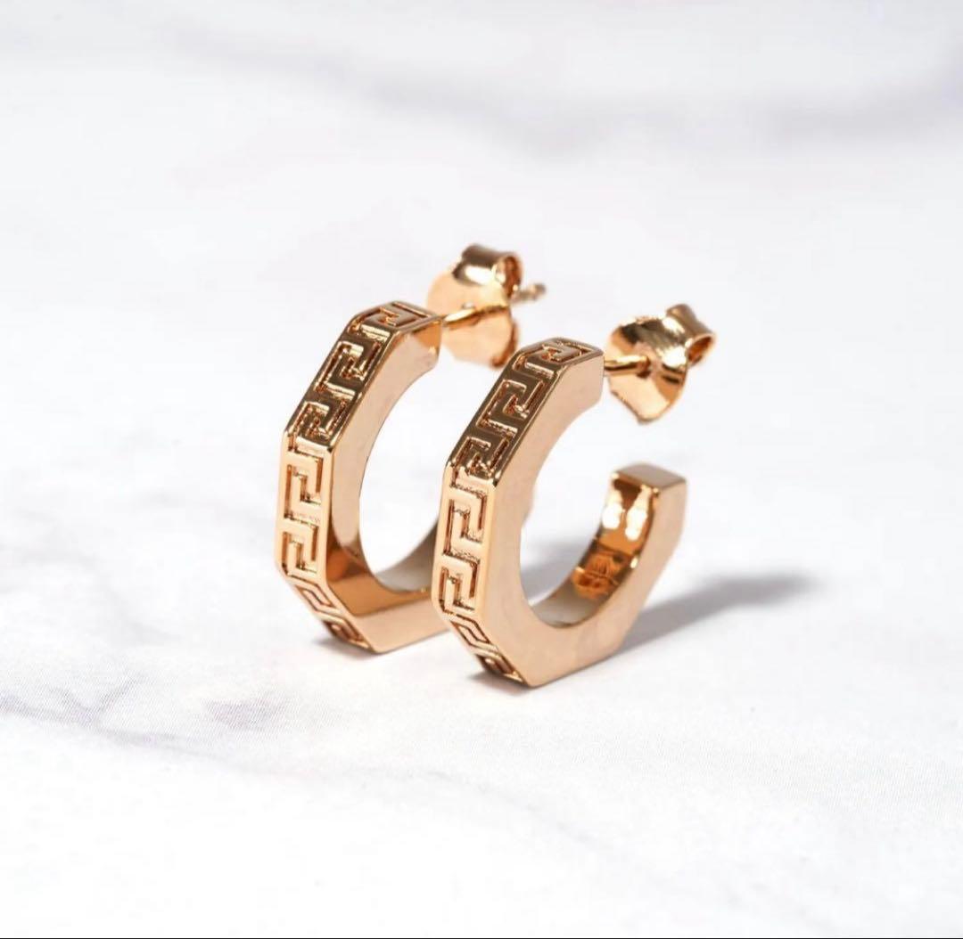 VERSACE ヴェルサーチェ グレカ 両耳 ピアス