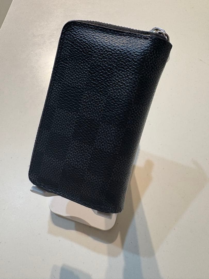 ルイヴィトン　ジッピーパース　ダミエグラフィット　コンパクト財布