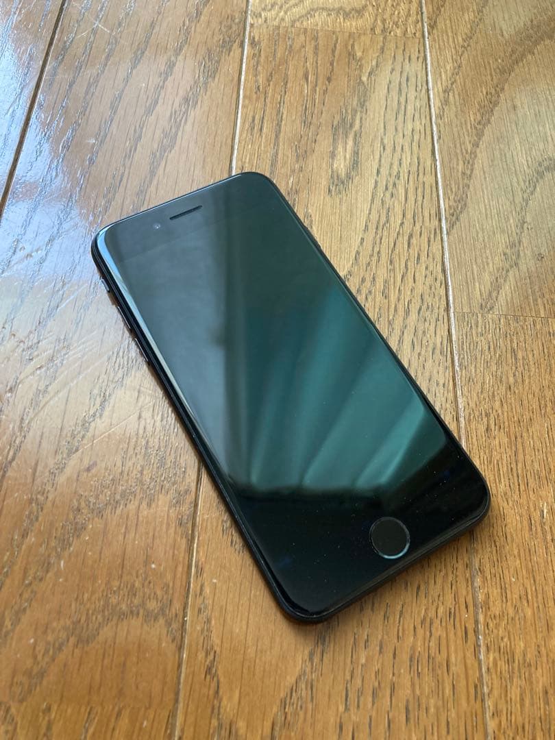 Apple iPhone SE第二世代　本体