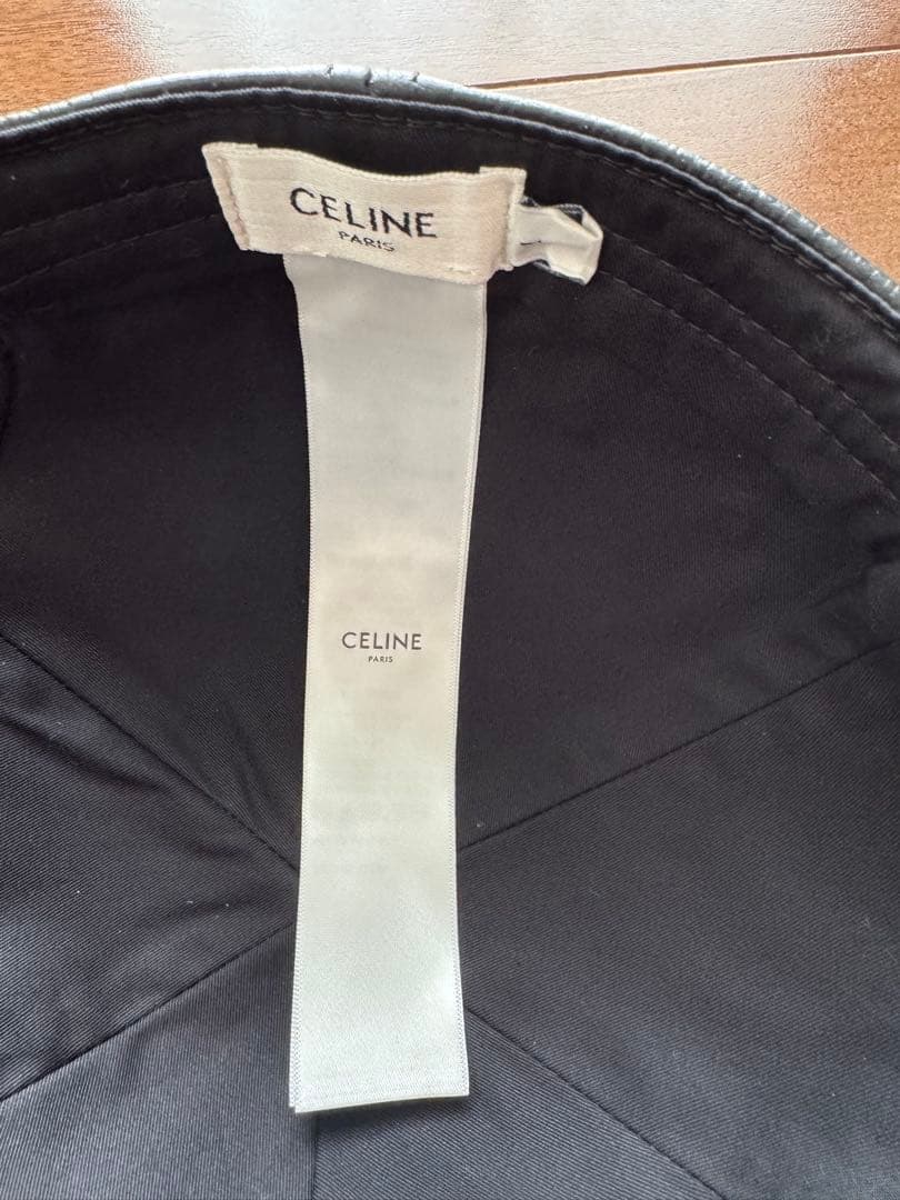 美品！CELINE トリオンフレザーベースボールキャップ L