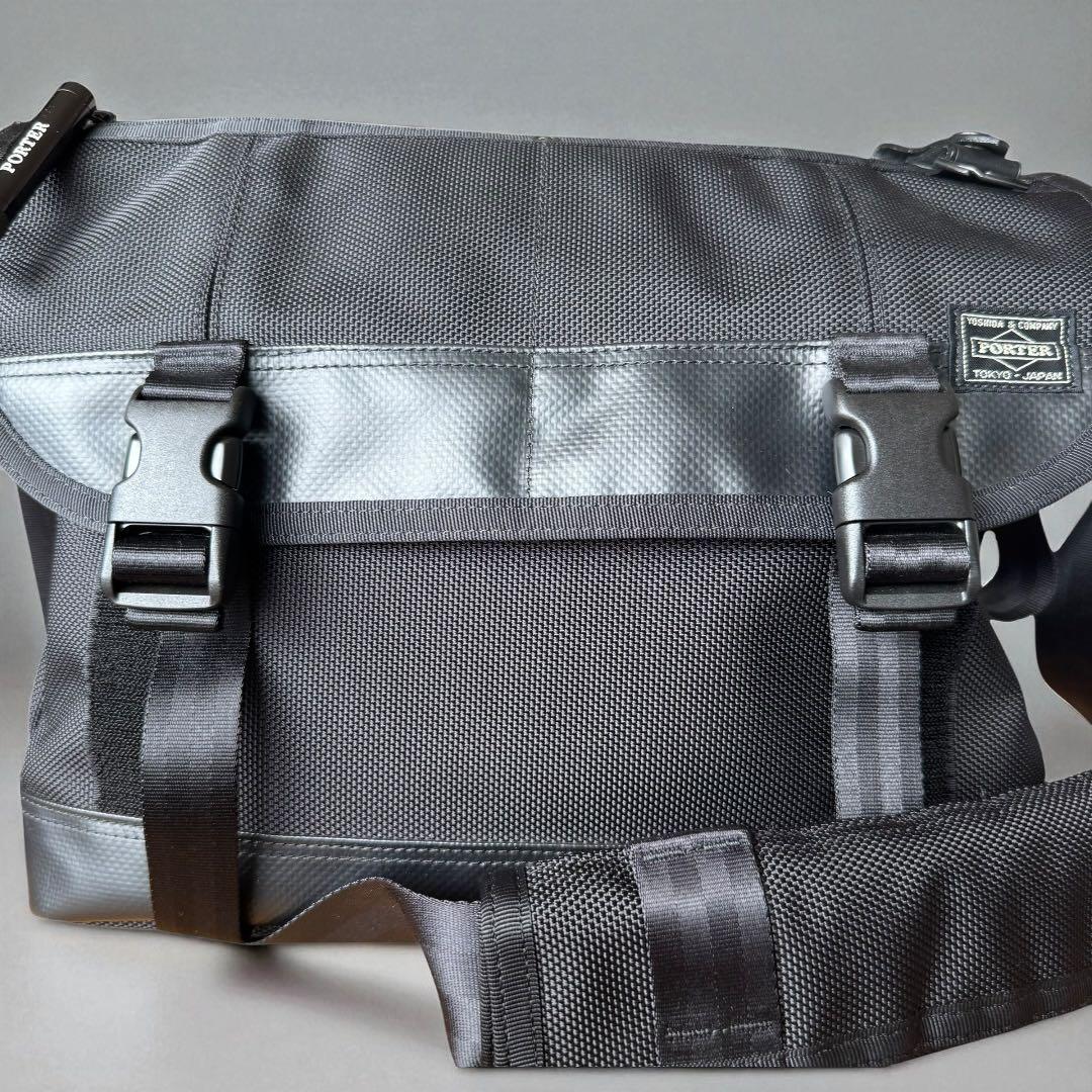 PORTER HEAT ポーター ヒート メッセンジャーバッグ S ライト点灯