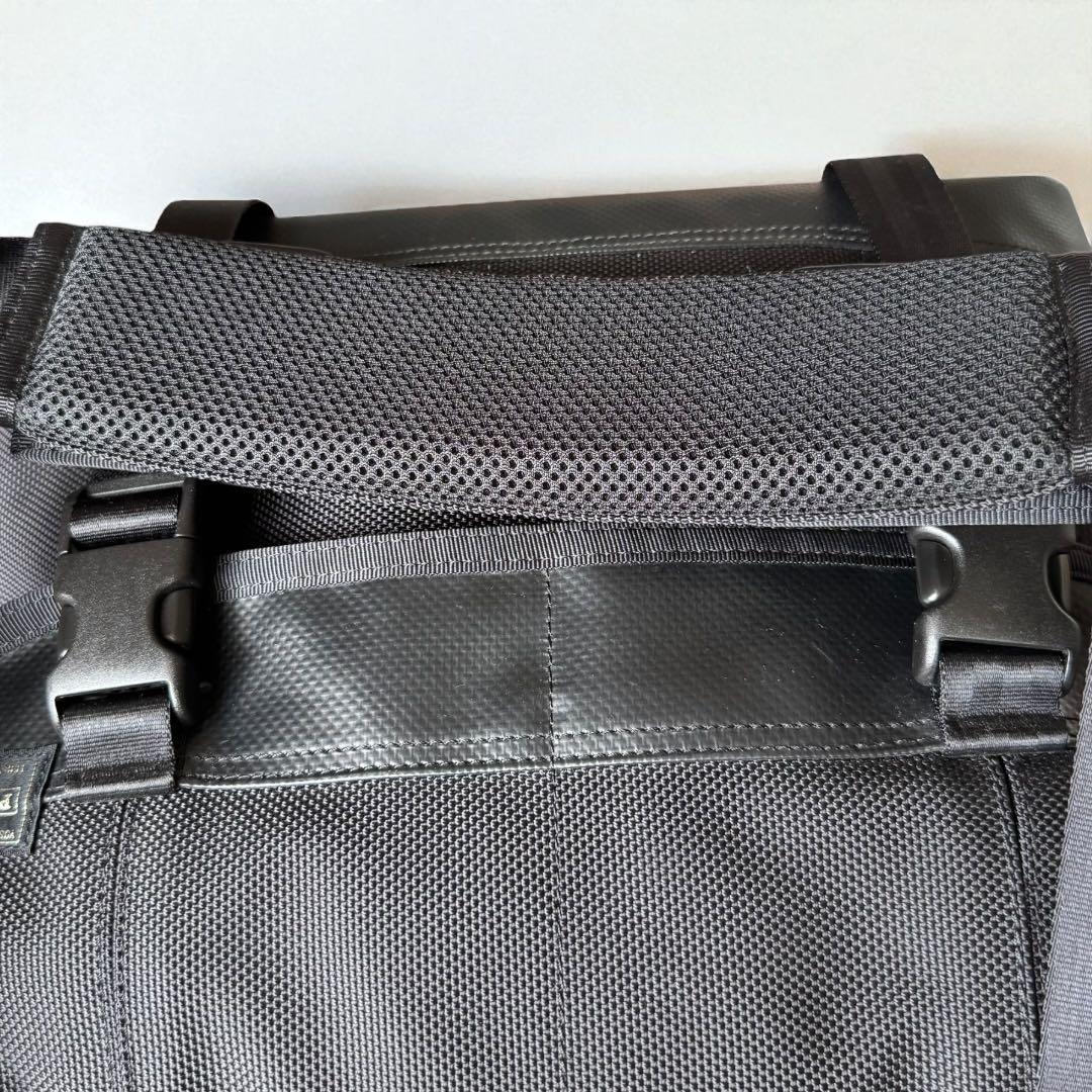 PORTER HEAT ポーター ヒート メッセンジャーバッグ S ライト点灯