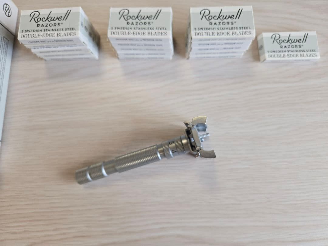 ロックウェルレイザー T2 本体+純正替刃80枚