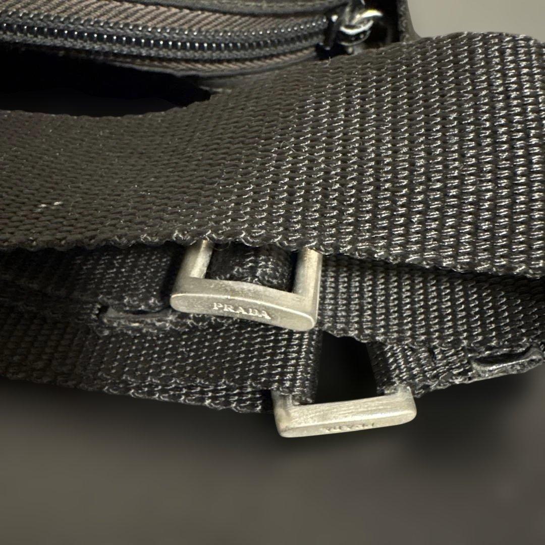 【格安】PRADA プラダ ボディバッグ ナイロン 黒 三角ロゴ ※汚れあり