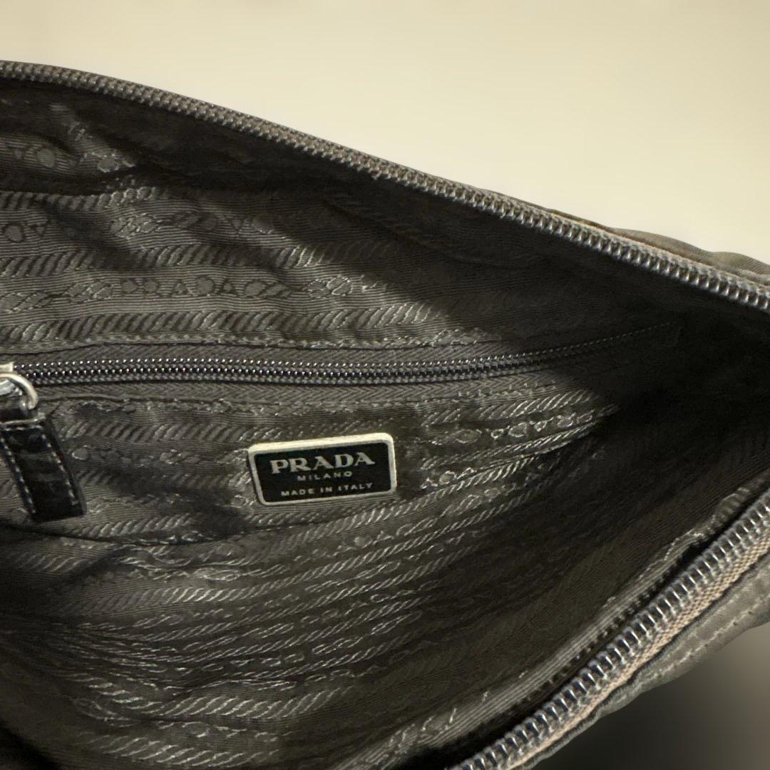【格安】PRADA プラダ ボディバッグ ナイロン 黒 三角ロゴ ※汚れあり