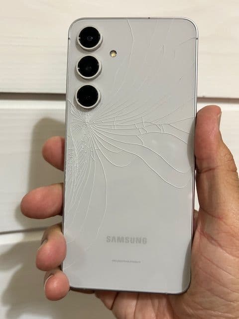 Samsung Galaxy S24 FE 本体