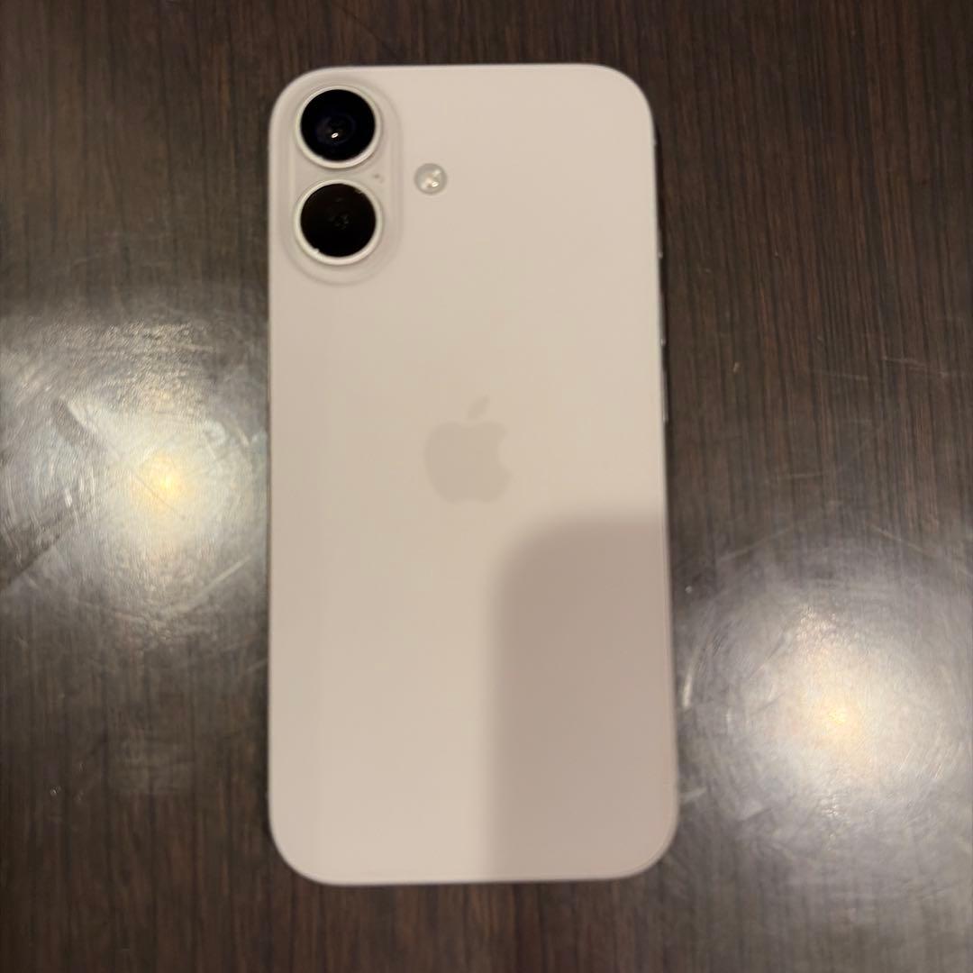 iPhone16 本体　256GB ホワイト