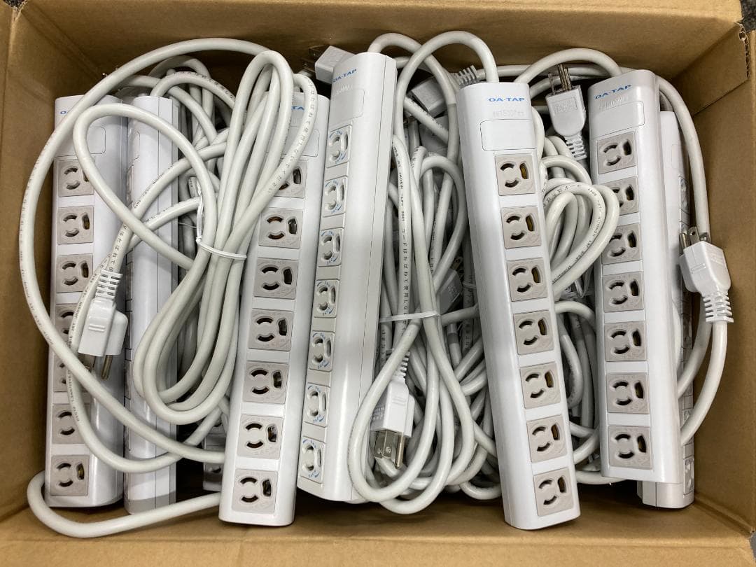 【30本セット】エレコム(ELECOM) 電源タップ 7個口