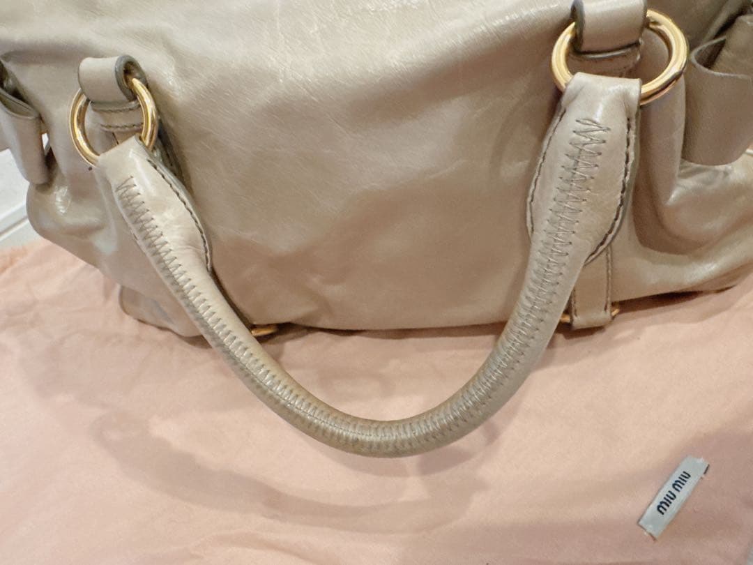 miumiu ハンドバッグ　りぼん