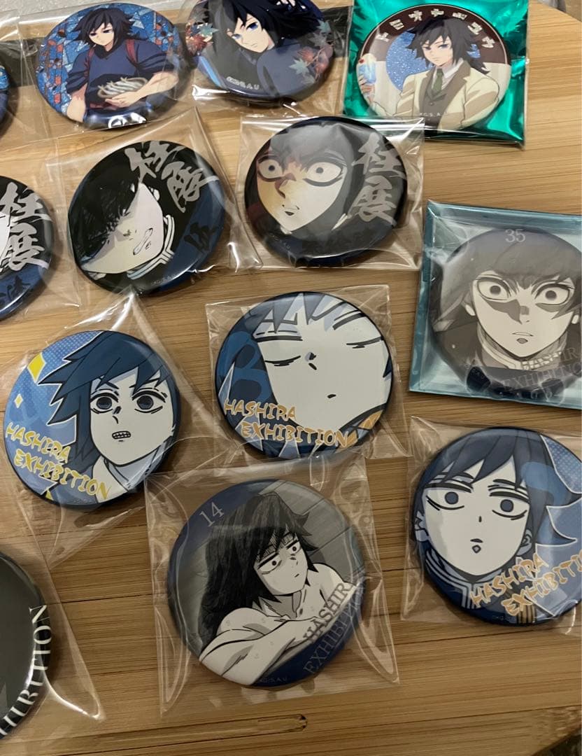 T*い様 鬼滅の刃 冨岡義勇 缶バッジ まとめてオークション 16点