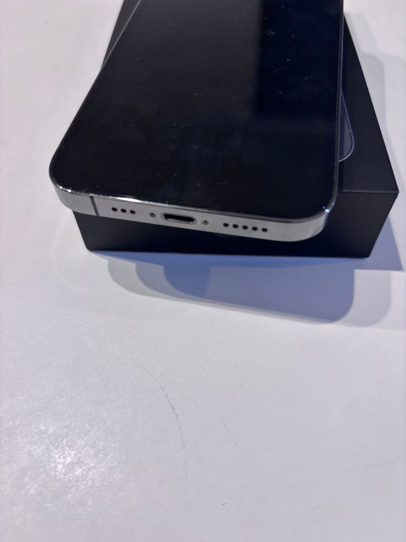 iPhone 13 Pro 256GB グラファイトSIMフリー 本体