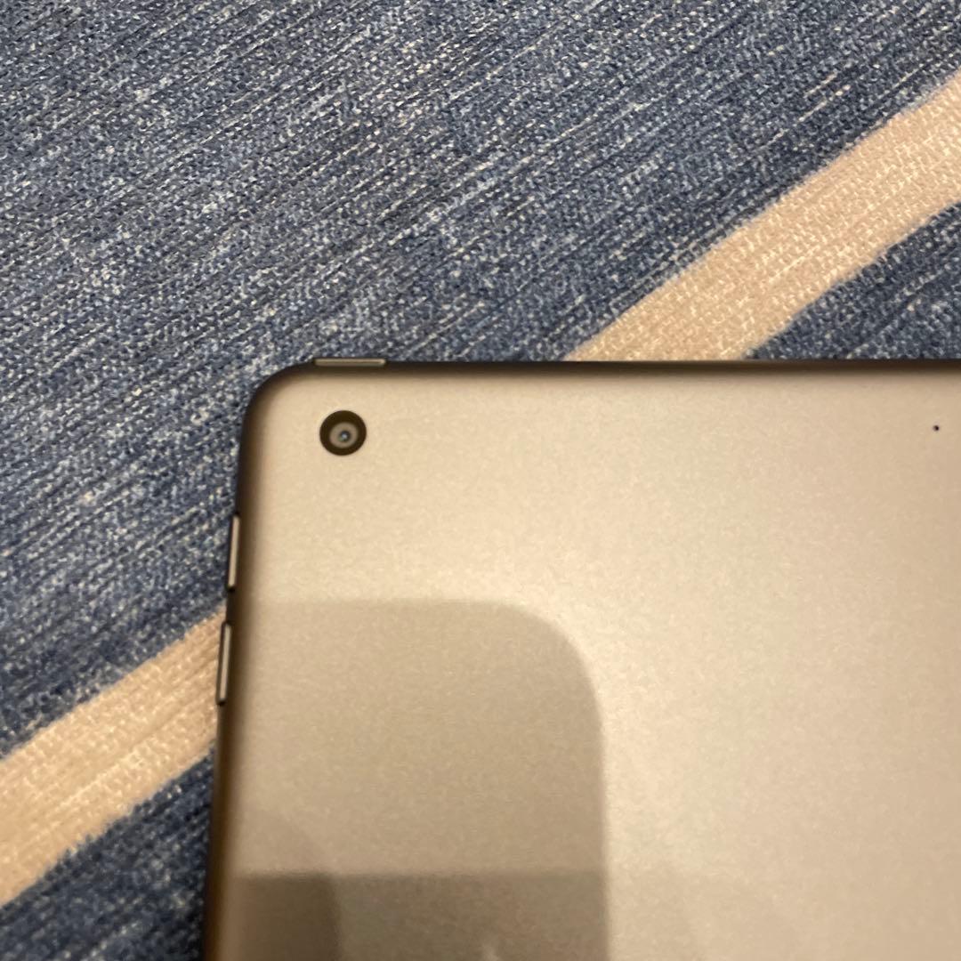 iPad第9世代 10.2インチ Wi-Fiモデルスペースグレー スタイラスペン