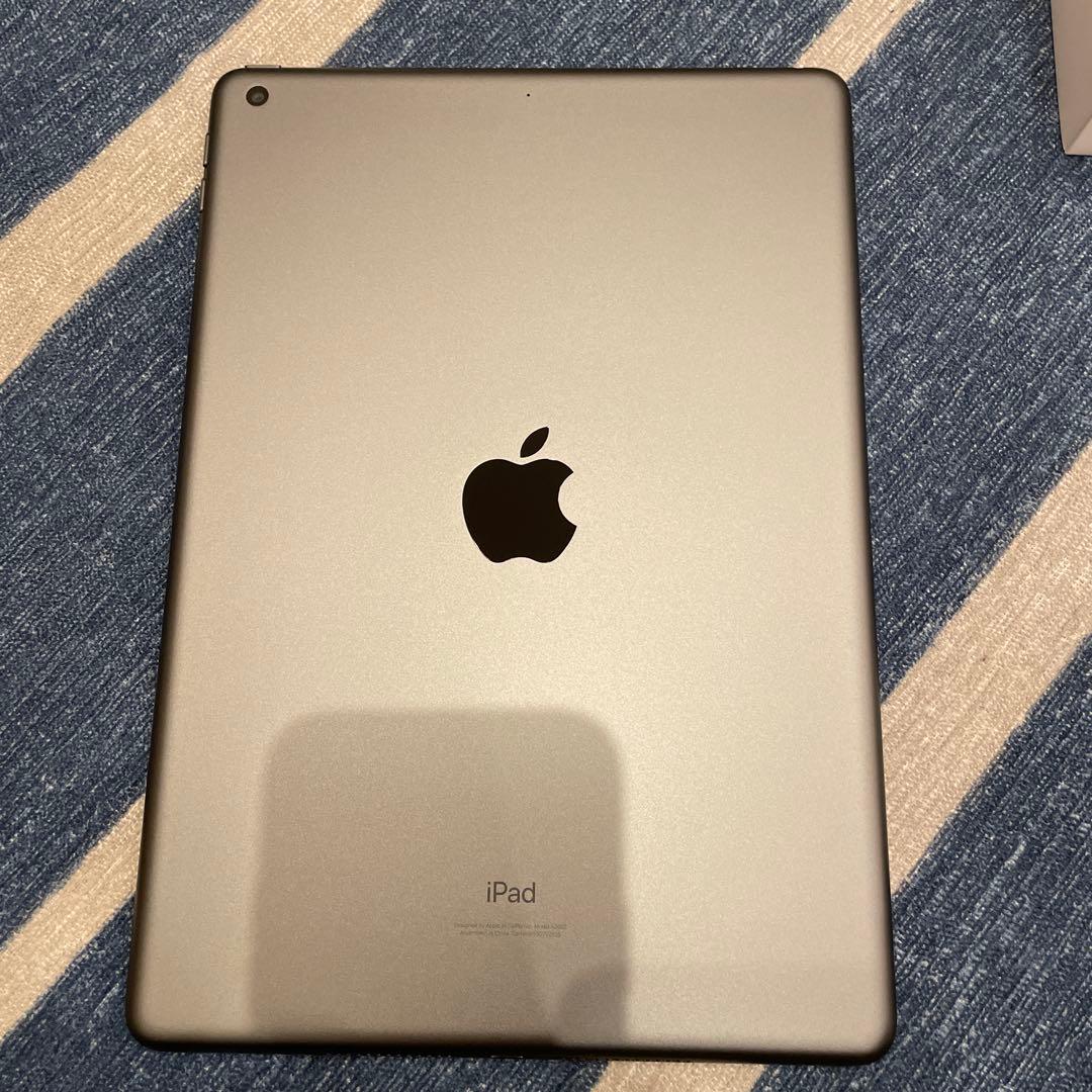 iPad第9世代 10.2インチ Wi-Fiモデルスペースグレー スタイラスペン