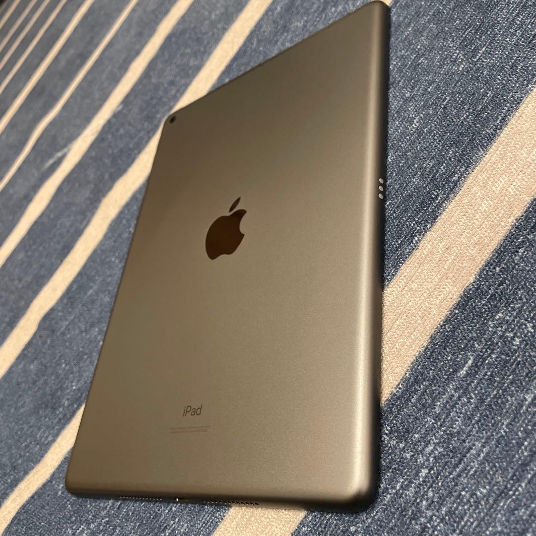 iPad第9世代 10.2インチ Wi-Fiモデルスペースグレー スタイラスペン