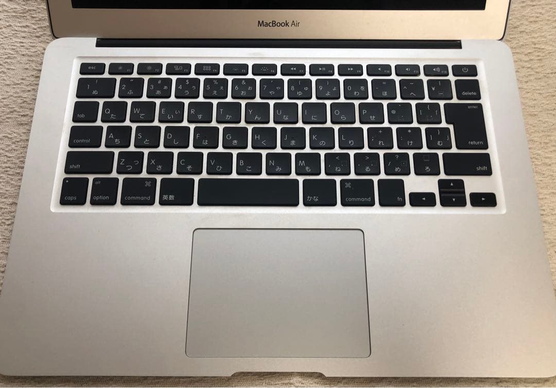 MacBook Air A1466 13インチ 動作OK 初期化済 付属品完備