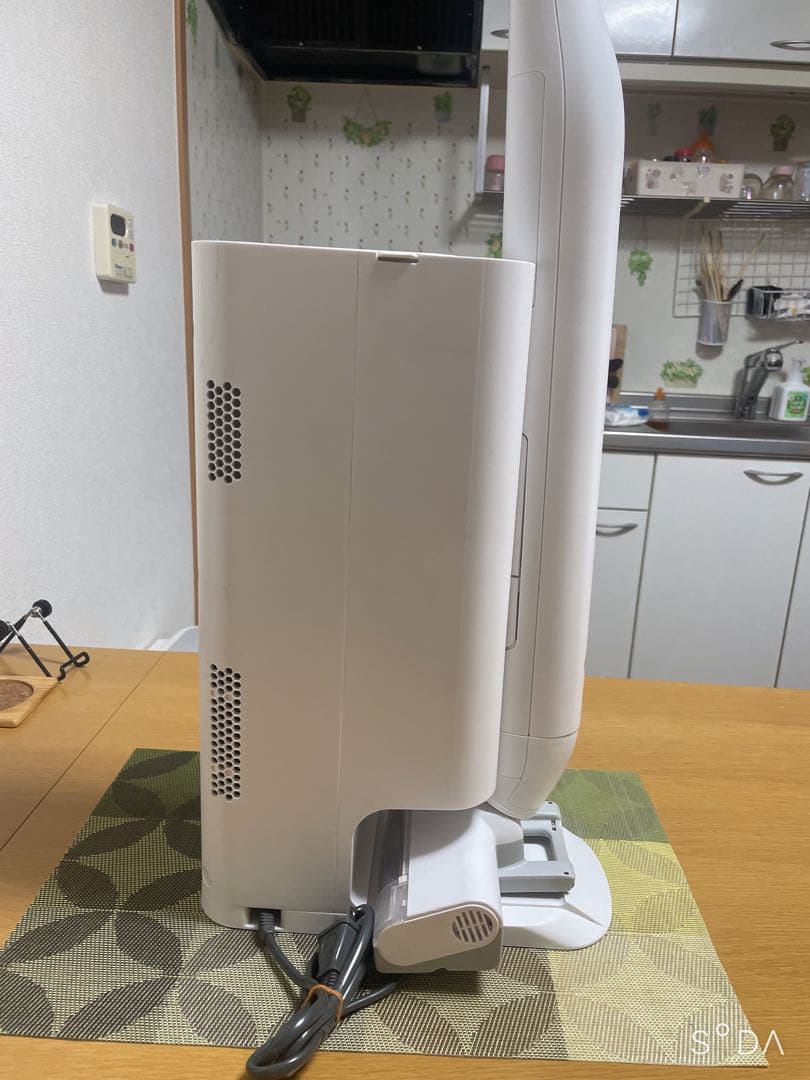 Panasonic 2021年　MC-NS10K コードレス掃除機　セパレート型