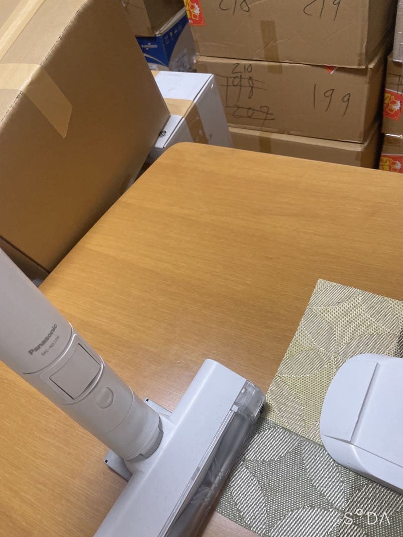 Panasonic 2021年　MC-NS10K コードレス掃除機　セパレート型