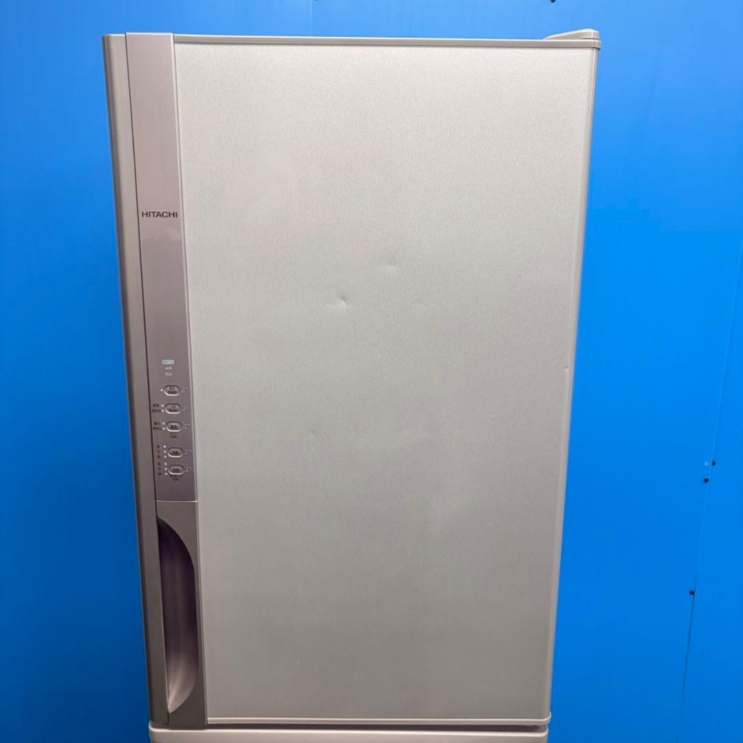 718 日立　大型冷蔵庫　300L強　小型　家庭用　自動製氷　右開き　3ドア