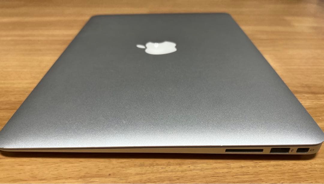 MacBook Air 13インチ Late2010 MC503J/A