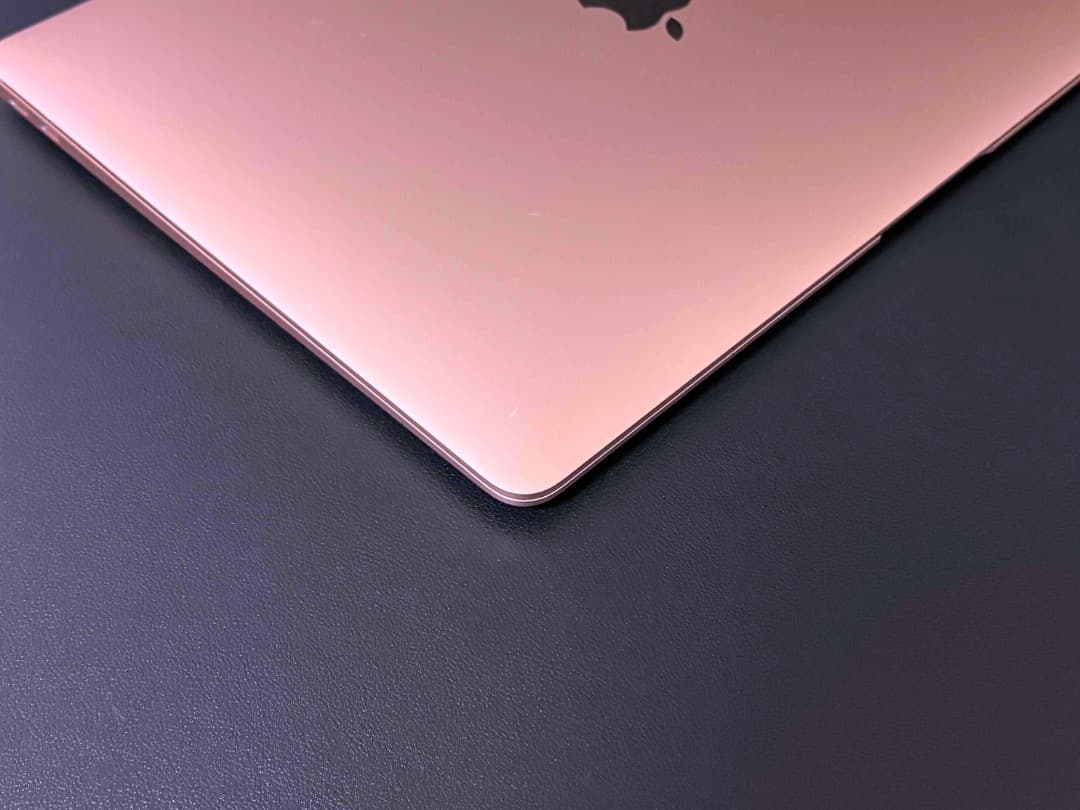 【22年購入】MacBook Air（M1,2020） 13.3㌅ M1チップ