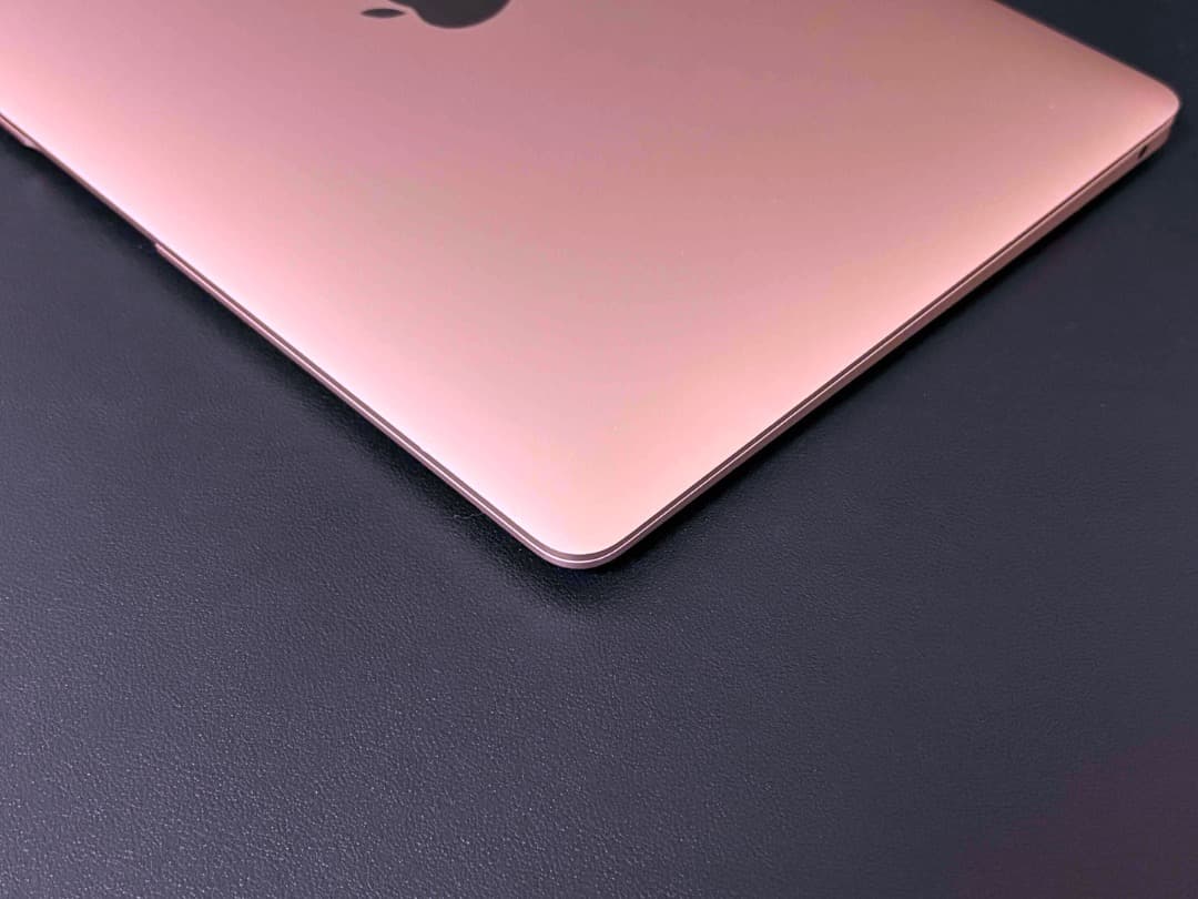 【22年購入】MacBook Air（M1,2020） 13.3㌅ M1チップ