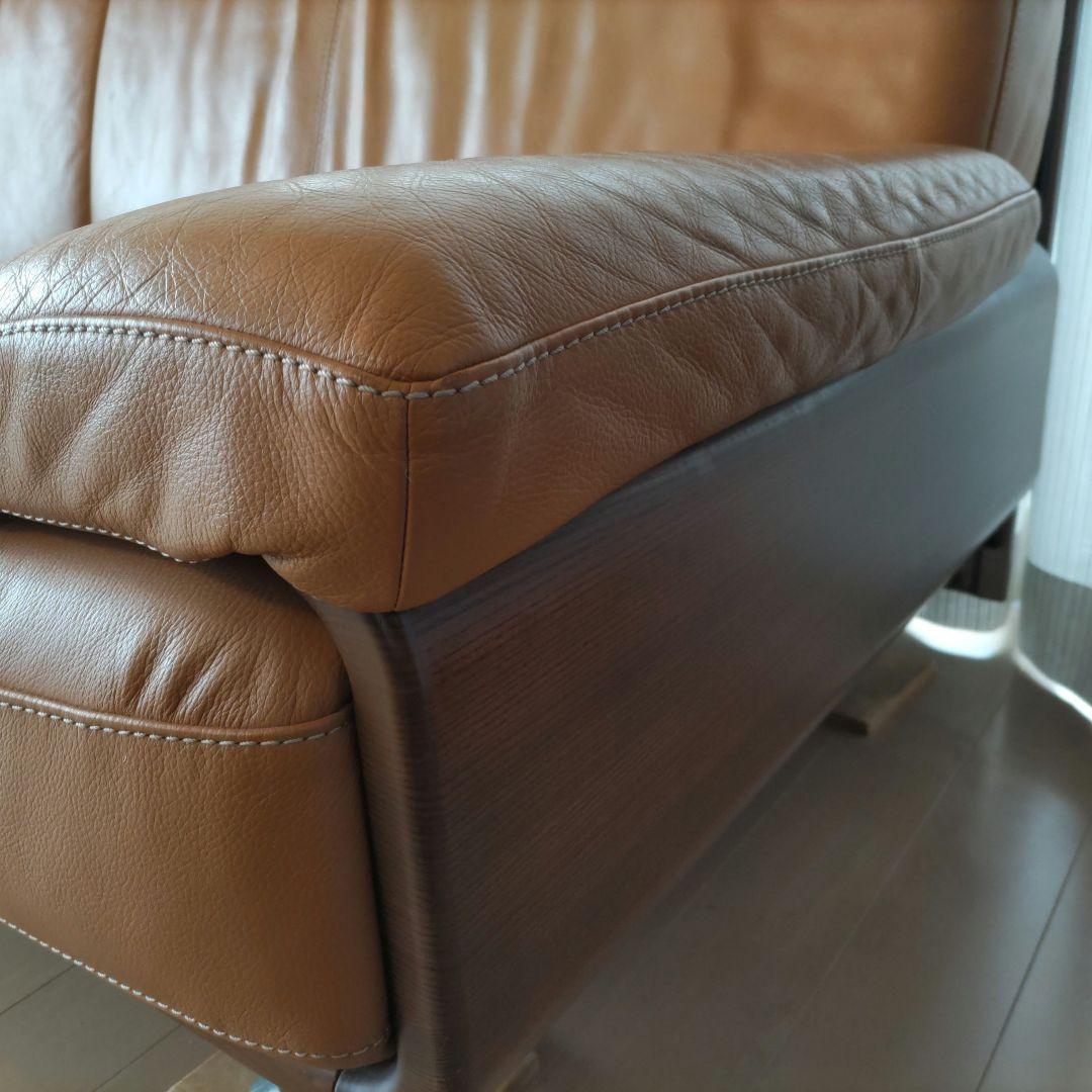 アサヒ製　 3人掛けレザーソファ