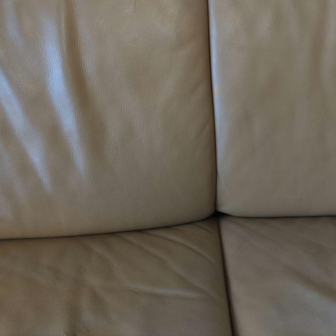 アサヒ製　 3人掛けレザーソファ