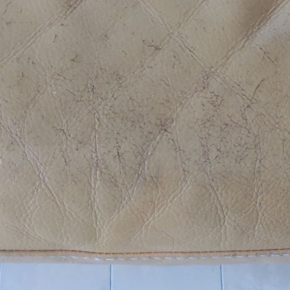 アサヒ製　 3人掛けレザーソファ