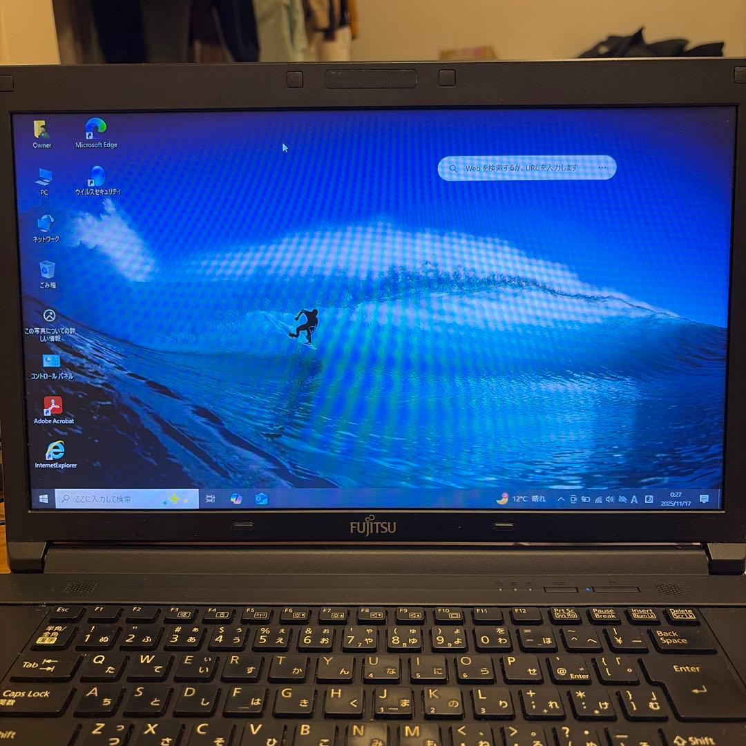 富士通 LIFEBOOK ノートPC ブラック