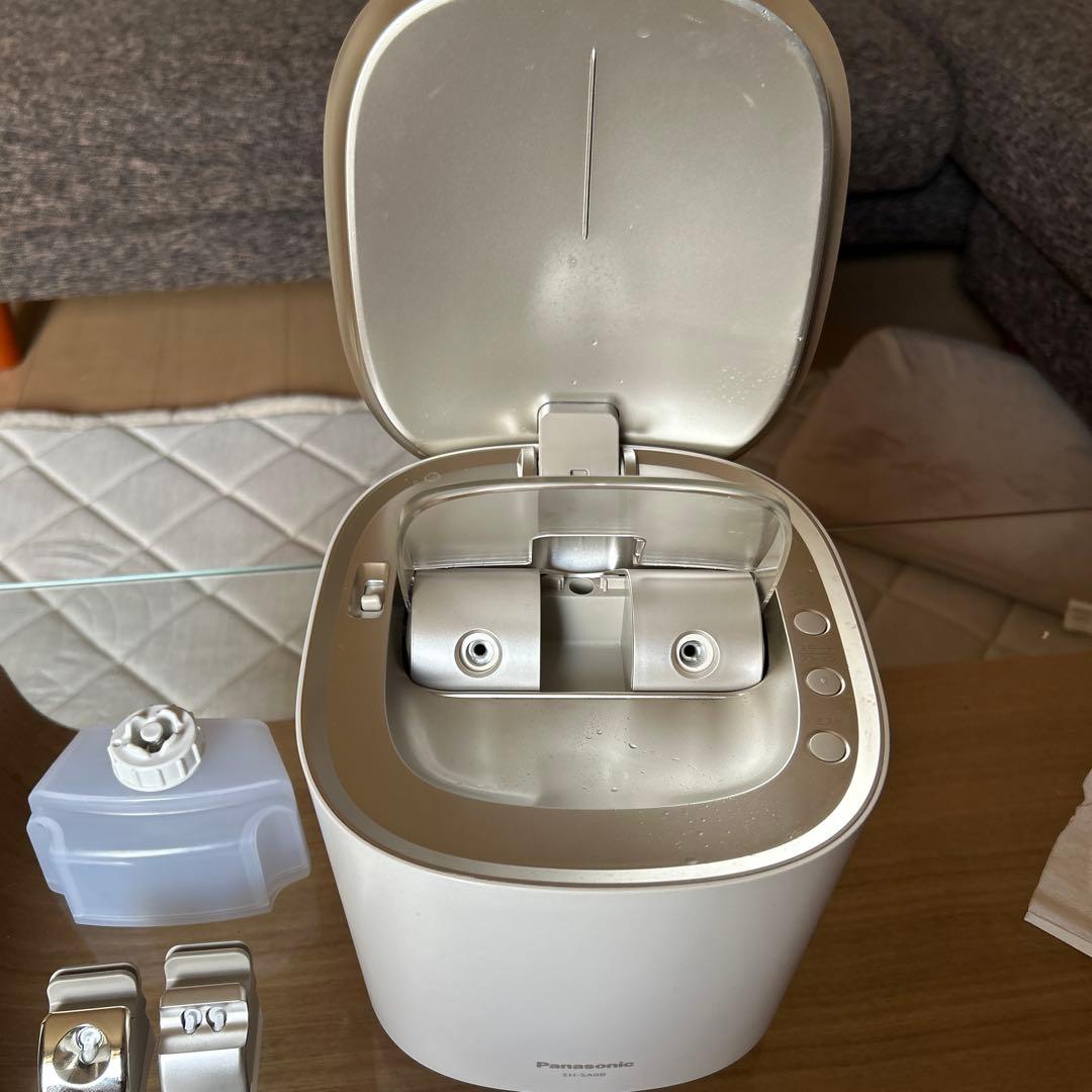 美品！説明書付き。Panasonic フェイススチーマーEH-SA0B