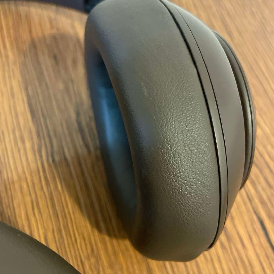 良品⭐️Beats Studio Pro ワイヤレスヘッドホン　ディープブラウン