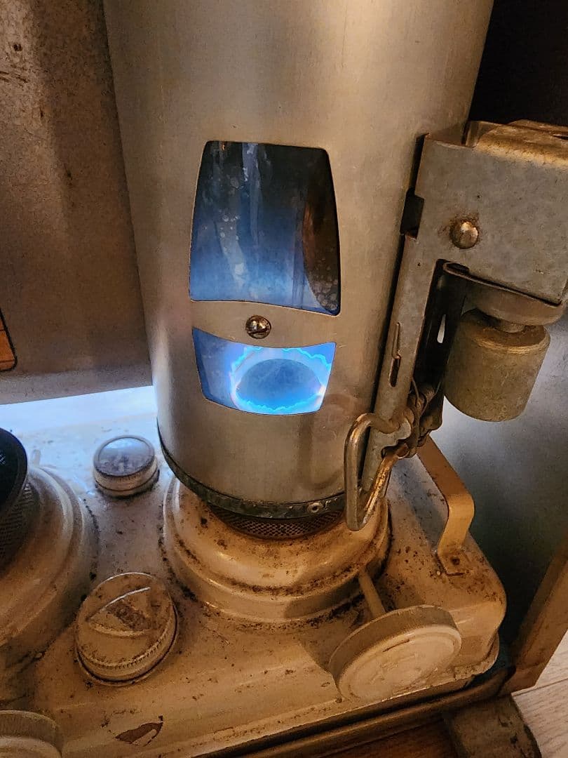 K*u様 VALOR 二芯式 ストーブ