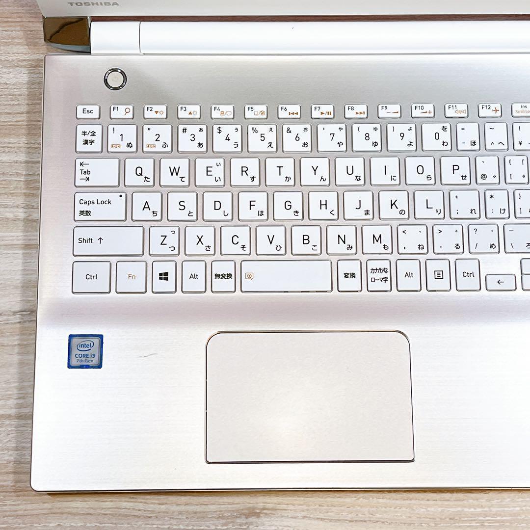 美品✨7世代Corei3✨すぐ使えるノートパソコン✨カメラ付✨Win11✨大容量